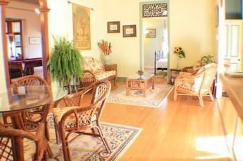 Classique Bed & Breakfast ทาวน์วิล ภายนอก รูปภาพ
